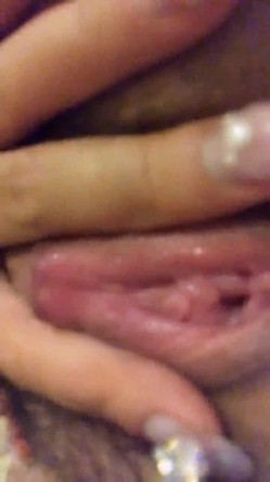漂亮妹子情话全裸道具自慰秀身材很不错性感大屁股喜欢的不要错过 截图11