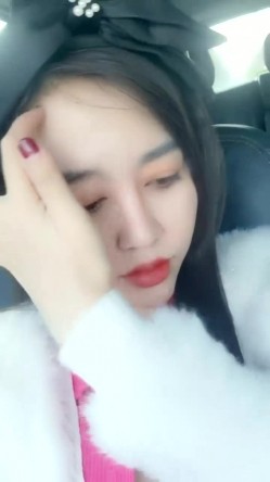 【妖精霍霍】从家中阳台到户外野战，还要车震，极品尤物御姐，美乳白虎，彻底放飞了自我 截图5