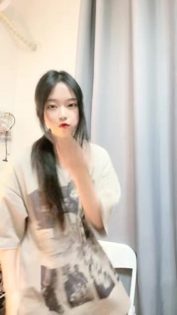 【叶罗丽精灵梦】，19岁师范大学生，青春美少女，完美胴体，人气直接登顶，主打的就是一个粉 截图4