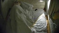 酒店偷拍备战高考眼睛婊看完稿子搞完学习和男友操逼做爱被她骑脸输出上位疯狂骑坐 截图16