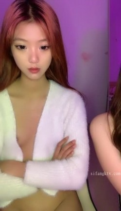 【涵涵和璐璐】刚下海就被干了，懵懂的眼神，少女的肉体，无套内射，爽歪歪，刺激 截图5