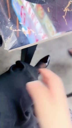 【00后喜欢内射】刚入圈骚母狗 滴蜡调教 户外车震 3P无套轮操~内射 截图7
