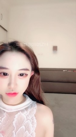 ️七彩主播【安小然】丝袜小姨子勾引姐夫口交骑乘啪啪 截图1