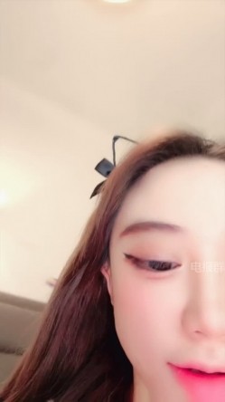 ️七彩主播【安小然】丝袜小姨子勾引姐夫口交骑乘啪啪 截图2