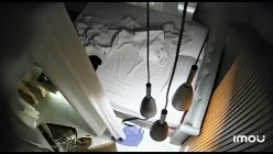 萤石云酒店摄像头偷拍 ️猛男帅哥下班后和女同事开房激情干了一个小时 截图16