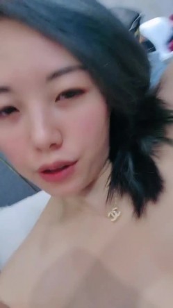 反差尤物~【小飘飘】动感热舞奶子甩上天 多视角掰穴 美乳翘臀 帅哥舔穴 截图11