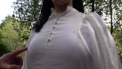 SUN-057 着衣放尿 恥ずかしいこと大好き!敏感ぽちゃ子とお漏らし散歩 截图2