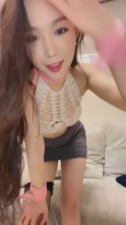 【白云甜】合集，人称小唐嫣的姐姐大尺度秀 气质挺像唐嫣的有木有 十一个小时，惊鸿一现真精彩 截图10