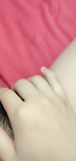 颜值不错美少妇夫妻啪啪秀 床上干到厨房再到阳台上面操上位骑乘 截图4
