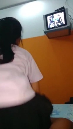 刚刚约的学生妹这屁股真大，坐上来还会自己动！调教的真好！ 截图15