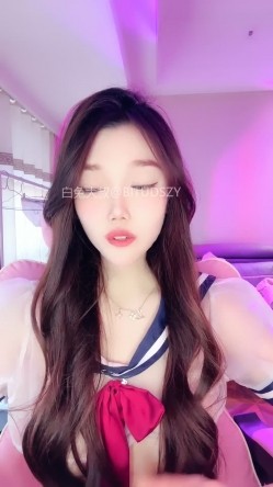 ️神级女神【董小姐】高端女神！模特身材~裸舞~道具自慰~白浆直流！ 截图3