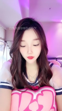 ️神级女神【董小姐】高端女神！模特身材~裸舞~道具自慰~白浆直流！ 截图7