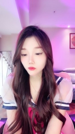 ️神级女神【董小姐】高端女神！模特身材~裸舞~道具自慰~白浆直流！ 截图12