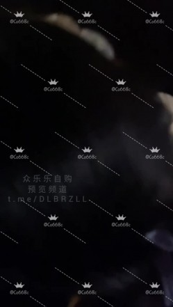 超极品媚黑眼镜娘『Co668c』婊骚母狗多人群交换妻，被大黑鸡巴操的淫叫连连 截图8