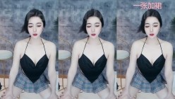【极品稀缺 ️网易现役网红美女】最新藏宝图之燃爆女神 万元定制露脸 罕见全裸 明星颜值 火辣身材 截图2