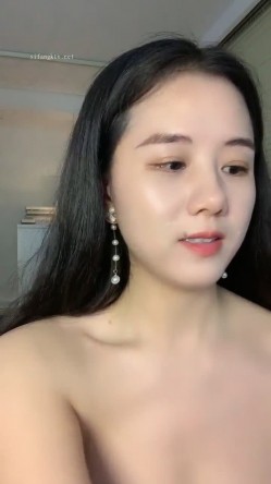 御姐下海！超级漂亮~【魔鬼baby】，风韵动人，双目含情，喜欢这一款的不要错过，身材也是极品 截图8