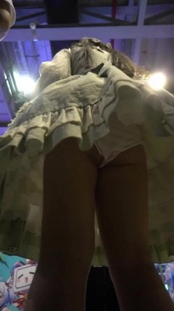 『樱之舞』漫展CD抄底偷拍Cos小姐姐系列 截图6
