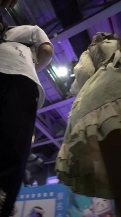 『樱之舞』漫展CD抄底偷拍Cos小姐姐系列 截图7
