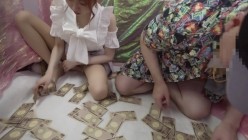 YMDD-348 ヤリマンワゴンが行く！！ハプニング ア ゴーゴー！！斎藤あみりとリズの珍道中 Z世代女優のカリスマと原宿ナマ姦ドライブ！スレンダー美女の超絶テクでHYPER精搾取！ 截图9