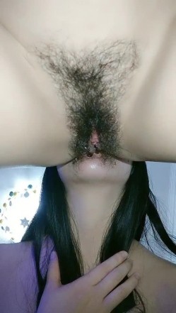 【我们只有两个阴道啦】女同姐妹花 舌吻互舔互抠 淫乱指数爆表 还是女人最懂女人 淫液四溢 精彩 截图6