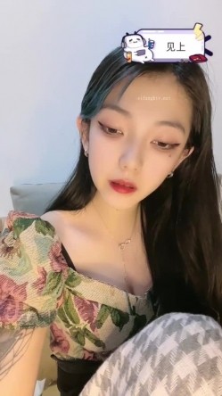 B站反差福利姬【黑丝小妈】直播双视角 私拍福利 截图12