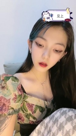 B站反差福利姬【黑丝小妈】直播双视角 私拍福利 截图13