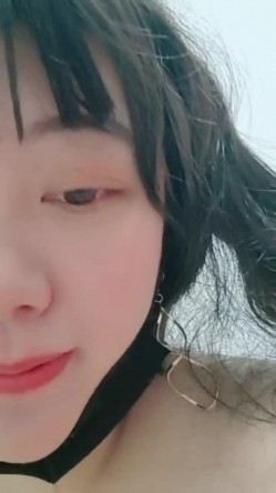 【夜袭少妇】G奶少妇! 巨乳肥臀 丝袜掰穴自慰 无套狂干 截图14