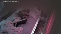 年轻小情侣开房温存 抱在一起接吻温存 扣穴 接着女上位搞完就一起睡了 截图11