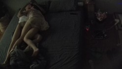 高校附近钟点炮房 摄像头偷拍大学生情侣青春女孩被男友射了一嘴后再吃外卖 截图15