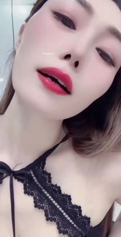快手主播【内蒙糖宝】新番无内丝定制裸舞 ️顶B舞福利起飞 截图2