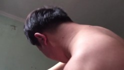 云盘高质露脸泄密！东北极品母狗【王露】性爱真实自拍，口活秒杀会所头牌，女上位全速扭动，太骚了 截图8