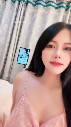 明星颜值新人绿播女神百开小雪下海 最终还是抵不过榜上大哥的金钱诱惑约见线下酒店啪啪连小菊花都被玩了 截图11