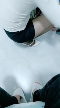 【钢炮寻爱】 户外车震~沟搭人妻熟女催情药无套内射 截图5