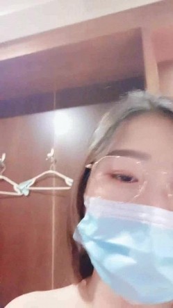 内衣模特超粉穴网红美女『小语儿』极品无毛粉鲍展示 疯狂性爱激情操 无套操粉穴内射 高清源码无水印 截图1