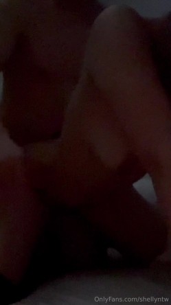 国产大奶粉穴网黄「Shelly」OF日常性爱私拍 靓丽少妇情趣反差 截图12