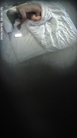 顶部白床合集378V，小姐姐们身材都棒棒滴，大学城附近，学生情侣居多 截图4