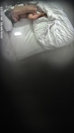 顶部白床合集378V，小姐姐们身材都棒棒滴，大学城附近，学生情侣居多 截图7