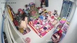 10月最新流出【破解摄像头】 ️监控下的女生宿舍日常洗澡换衣服 截图8