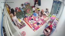 10月最新流出【破解摄像头】 ️监控下的女生宿舍日常洗澡换衣服 截图11