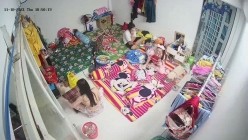 10月最新流出【破解摄像头】 ️监控下的女生宿舍日常洗澡换衣服 截图14