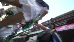 大神空城原创大街尾随抄底手拿房产证的镂空短裙骚妇红色情趣透明骚丁露逼爆毛非常让人鸡动 截图14