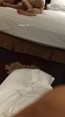 真实绿帽博主，【王军】让老婆陪各个不同单男啪啪，各种特写插穴，太淫乱了 截图4