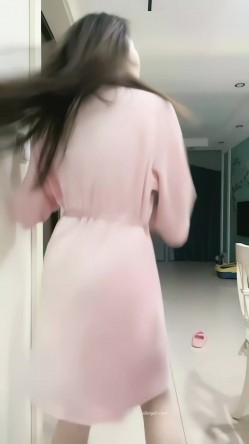 S级身材露脸反差婊【170小姨子】全裸三点裸舞，搔首弄姿劲爆舞姿给力 截图10