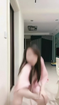 S级身材露脸反差婊【170小姨子】全裸三点裸舞，搔首弄姿劲爆舞姿给力 截图11