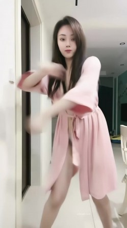 S级身材露脸反差婊【170小姨子】全裸三点裸舞，搔首弄姿劲爆舞姿给力 截图12