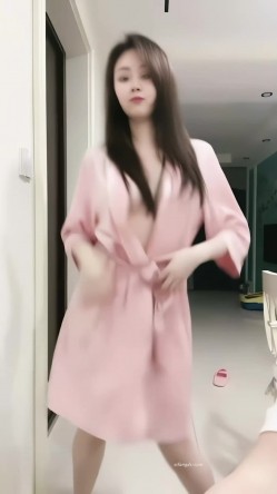 S级身材露脸反差婊【170小姨子】全裸三点裸舞，搔首弄姿劲爆舞姿给力 截图13