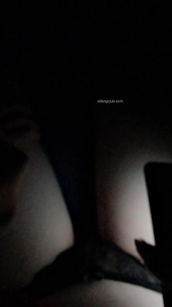 小网红【妃油baby】VIP福利，终极反差与炮友各种啪啪道具紫薇洗澡淫荡自拍 截图8