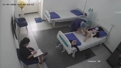 私房最新流出黑客【破解摄像头】隆乳整形诊所 家居视频 妇科检查 截图9