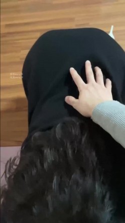 风情绝代 公务员美熟女 ️· 蓝阿姨 · ️ 丝袜气质尤物，匍匐在主人面前，舌头钻进马眼，舒服爆了！ 截图9