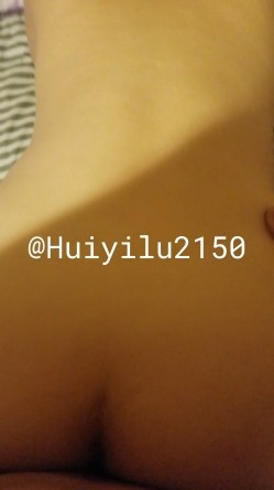 推特炮王【吃鸡回忆录】，激情后入打桩，主打真实 截图8